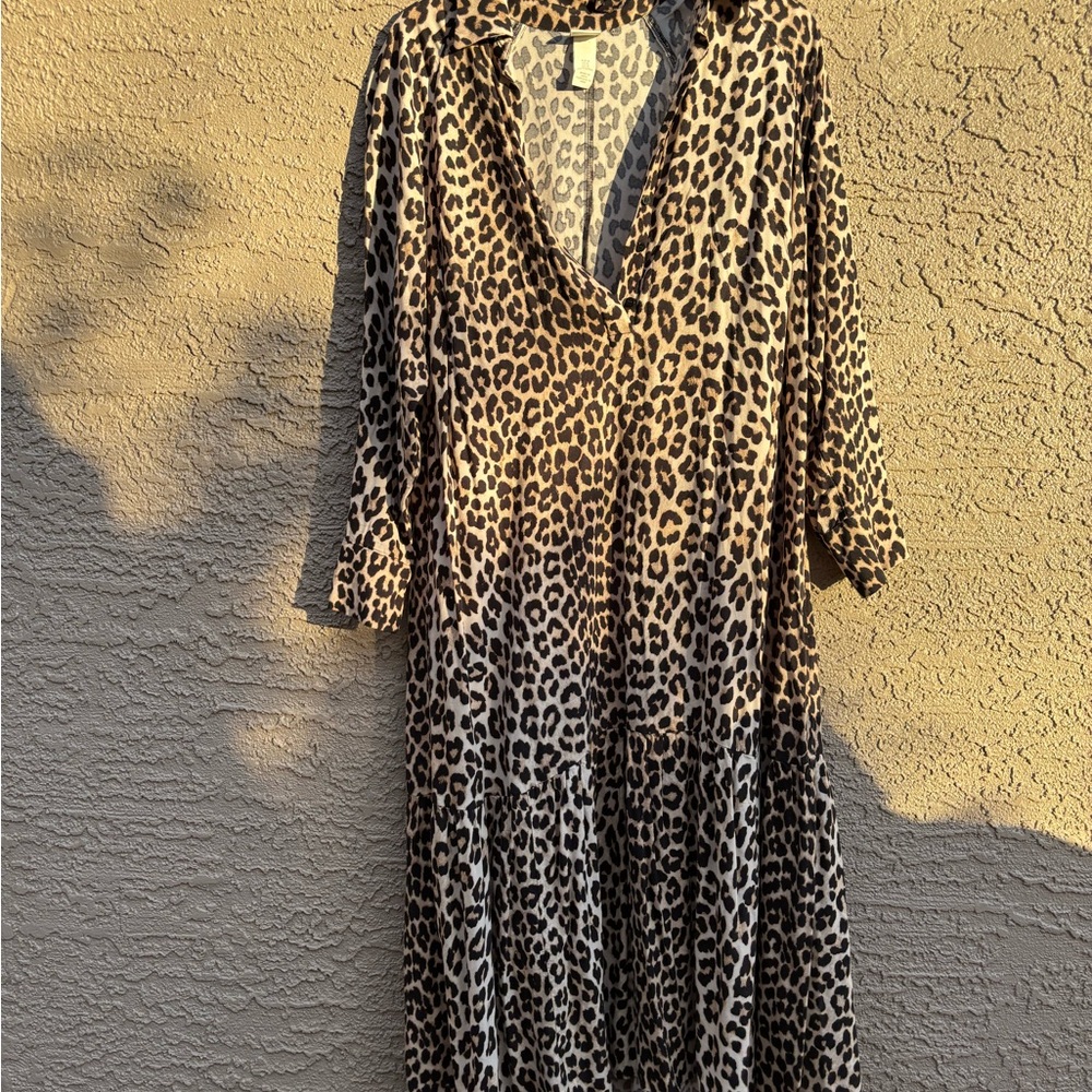 H&M Animal Print V-Neck Midi Dress